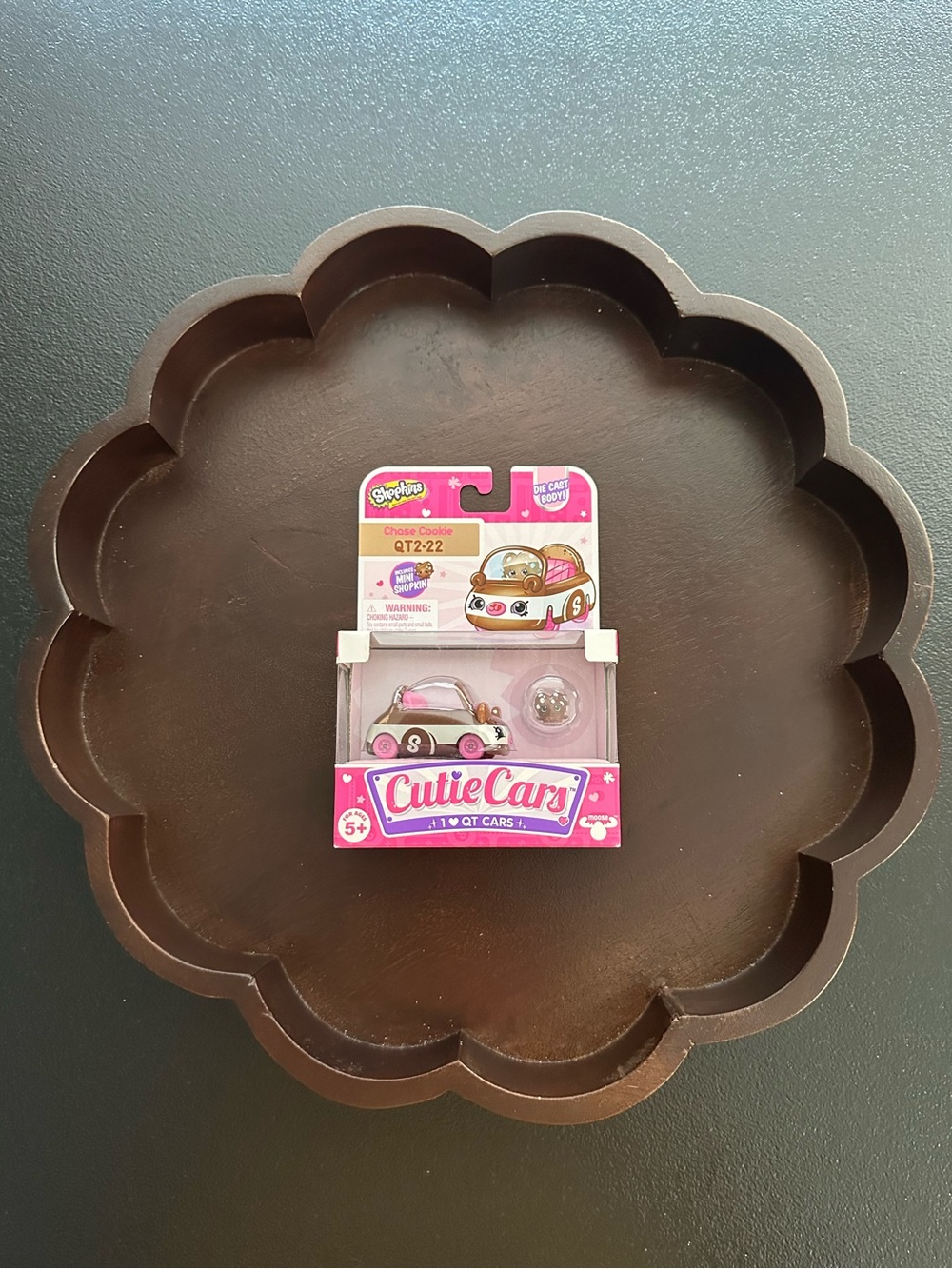 Shopkins Cutie Cars With Mini Shopkin QT2-22 Chase Cookie